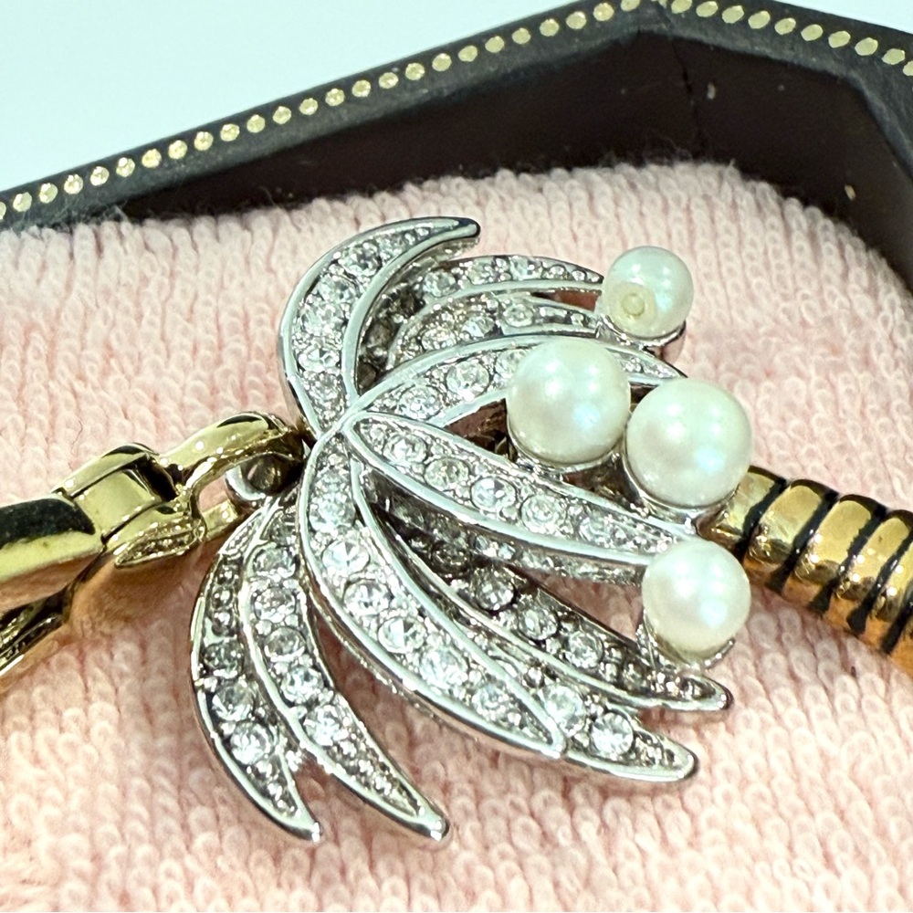New In Box Juicy Couture Palm Tree Charm Rhinestones & Faux Pearls Beach Theme - Picture 4 of 11